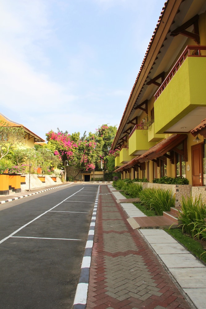 Plagoo Holiday Hotel 2/66