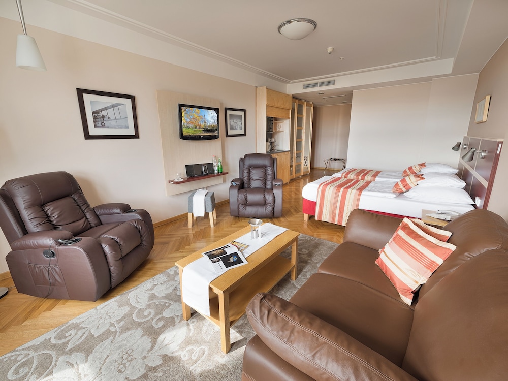EA Hotel Julis 30/49