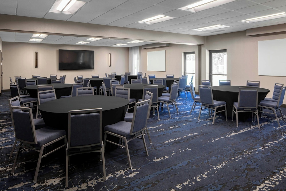 Courtyard by Marriott Williamsburg Busch Gardens Area 57/70