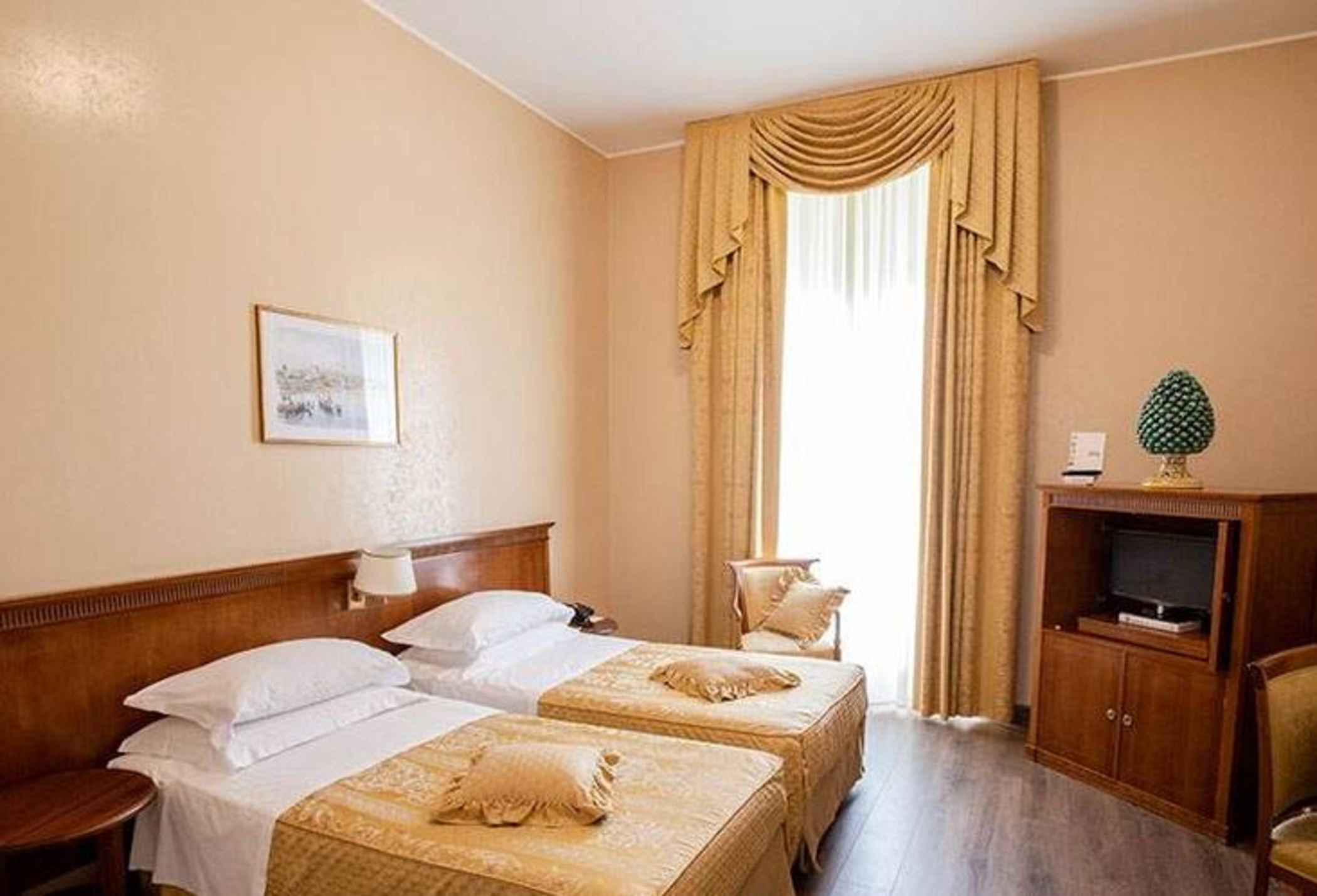 Inner, Classic, Single, Double Bed, Courtyard View