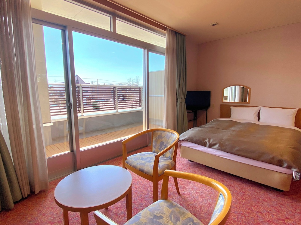 Hotel Lavenir 14/40
