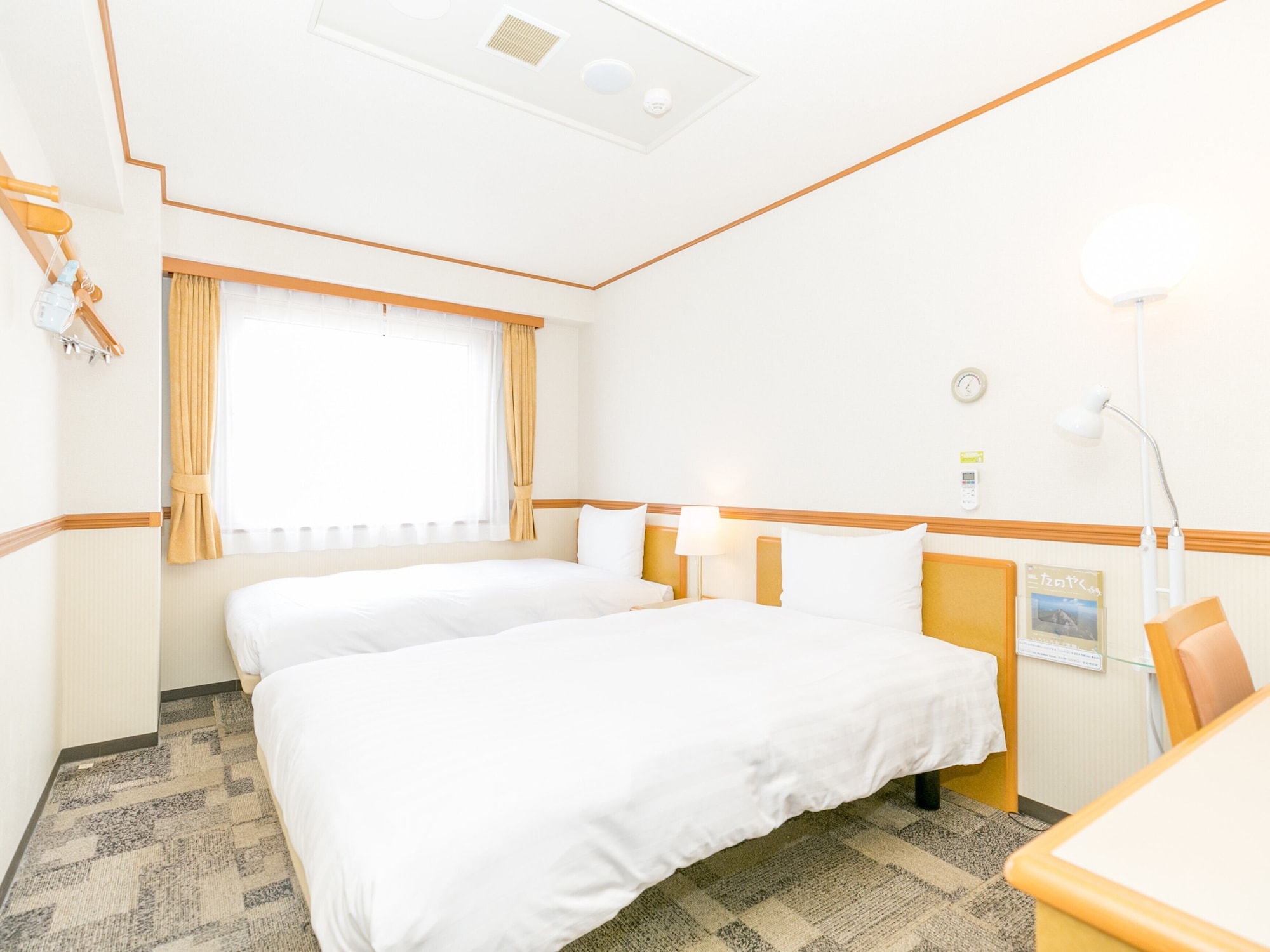 STANDARD, TWIN BEDS
