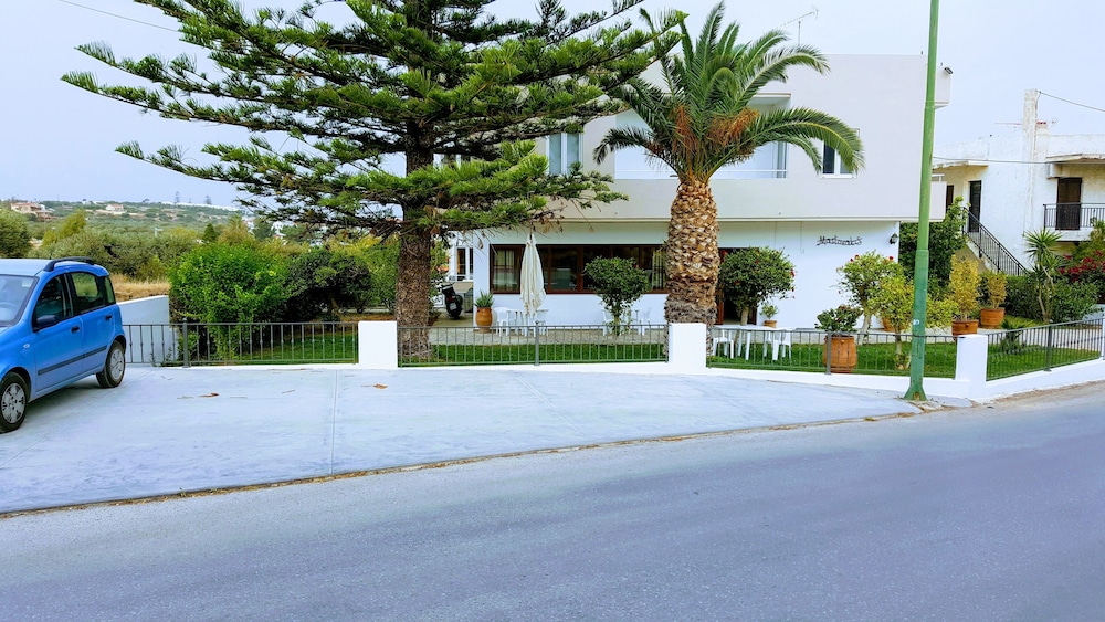 Mastorakis Hotel 58/69