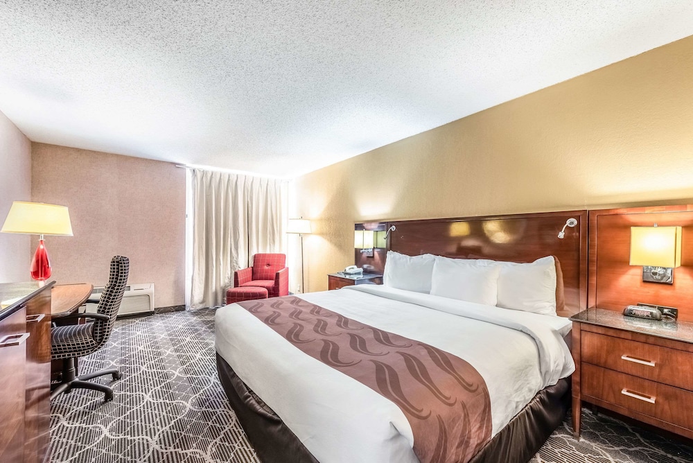 Quality Inn and Suites Brainerd MN 17/39