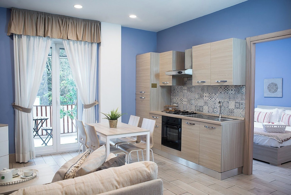 Residenza Flegrea 28/50