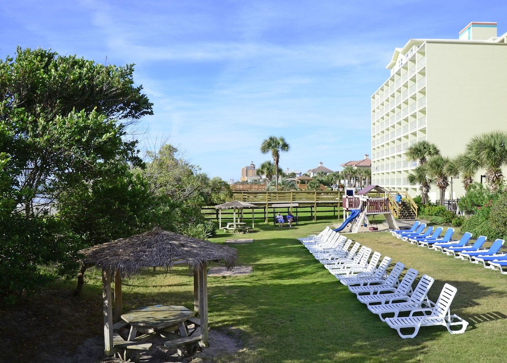 Monterey Bay Suites 8/81
