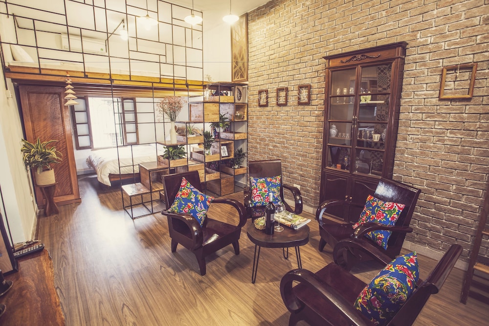 Vintage Decor Apartment Hanoi Old Town 10/18