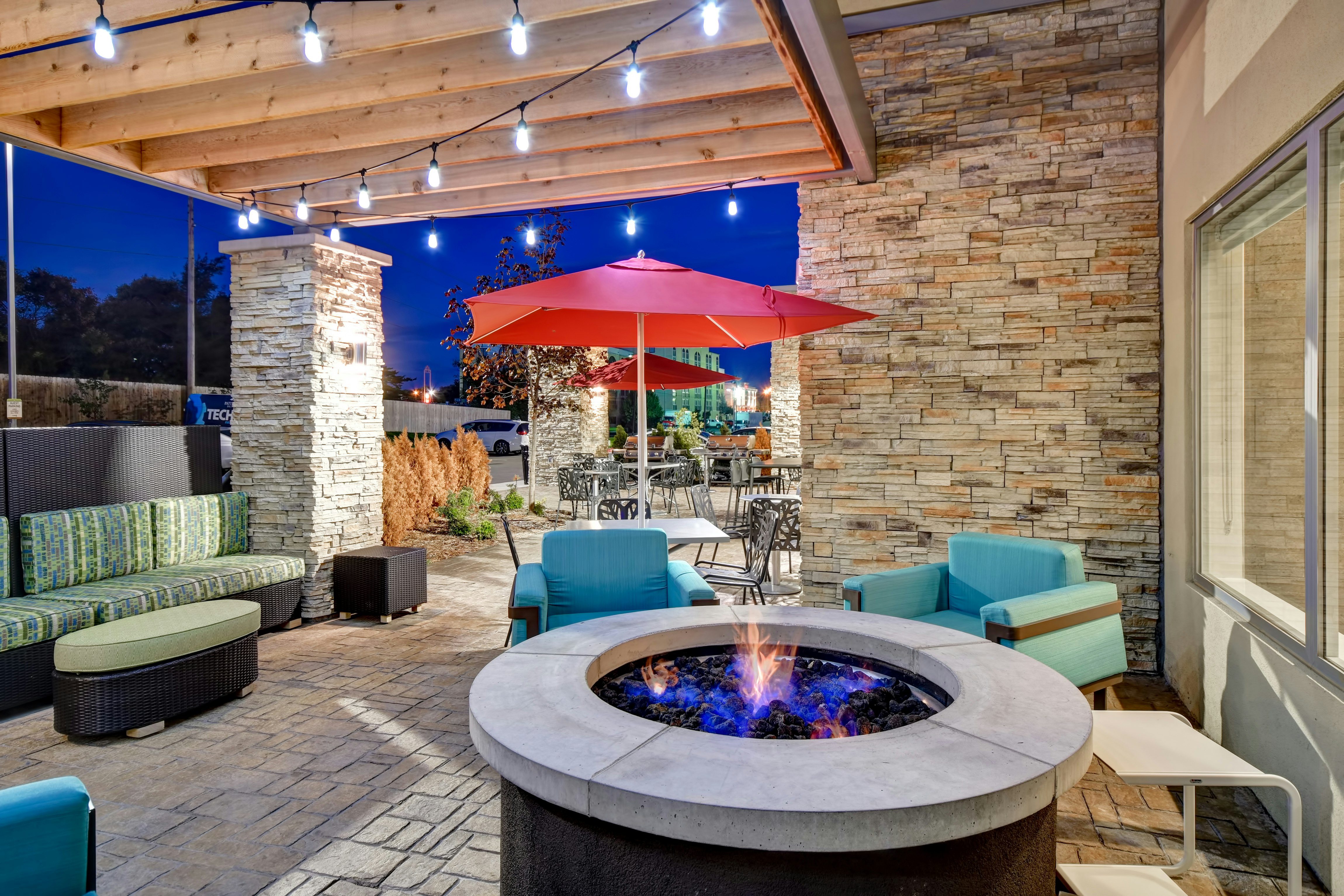 Home2 Suites by Hilton Springfield North 30/57