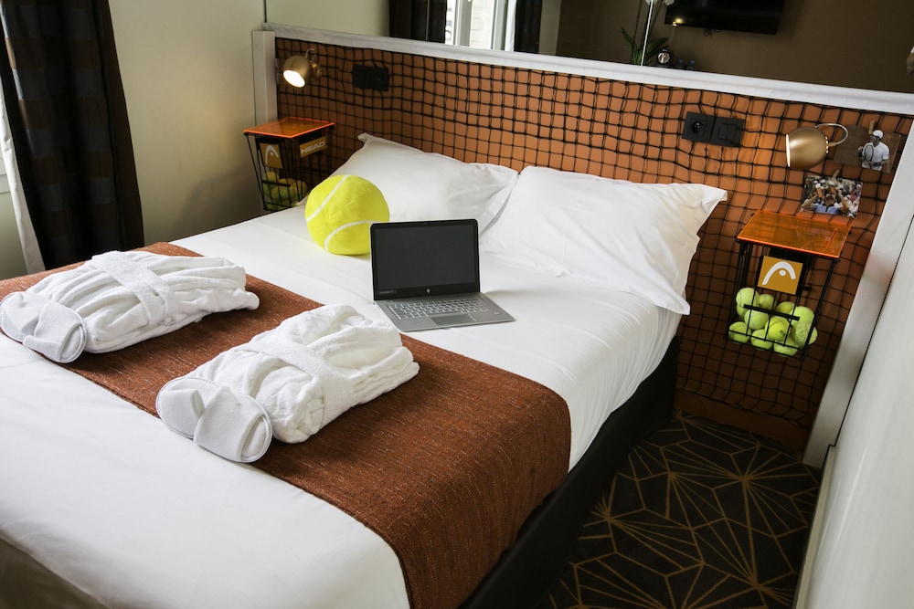 OLYMPIC HOTEL 13/51