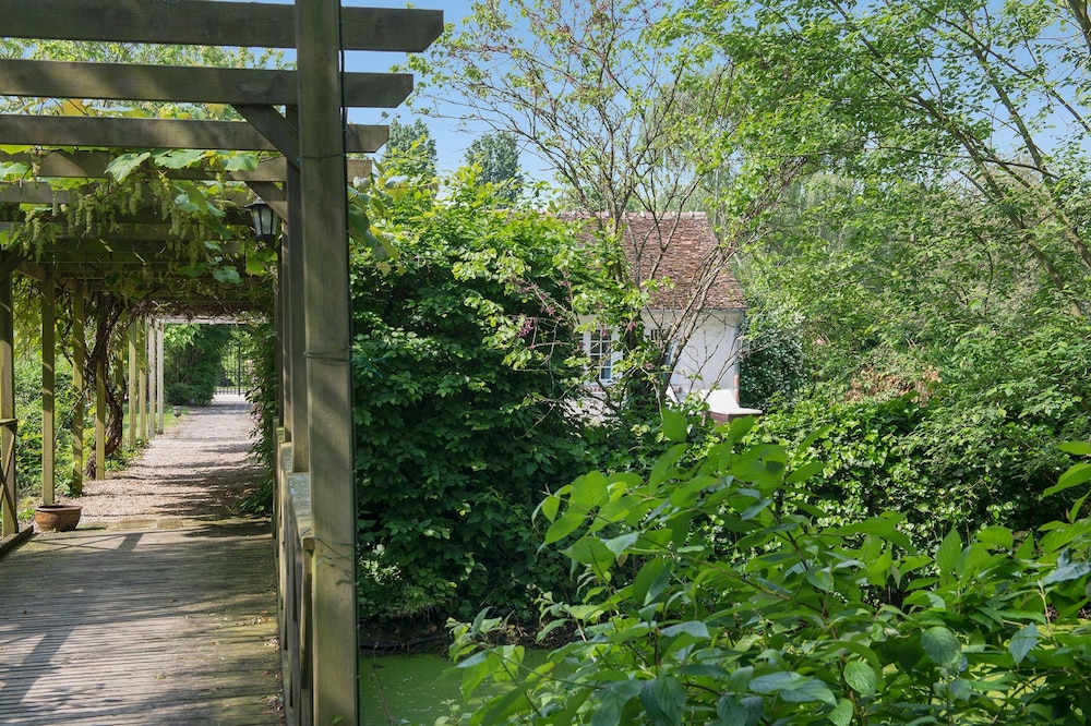Relais Du Silence Domaine de Bellevue 28/76