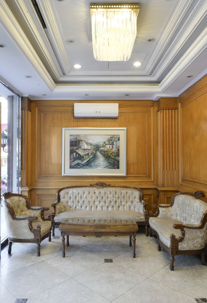 Forbes Hotel 19/20