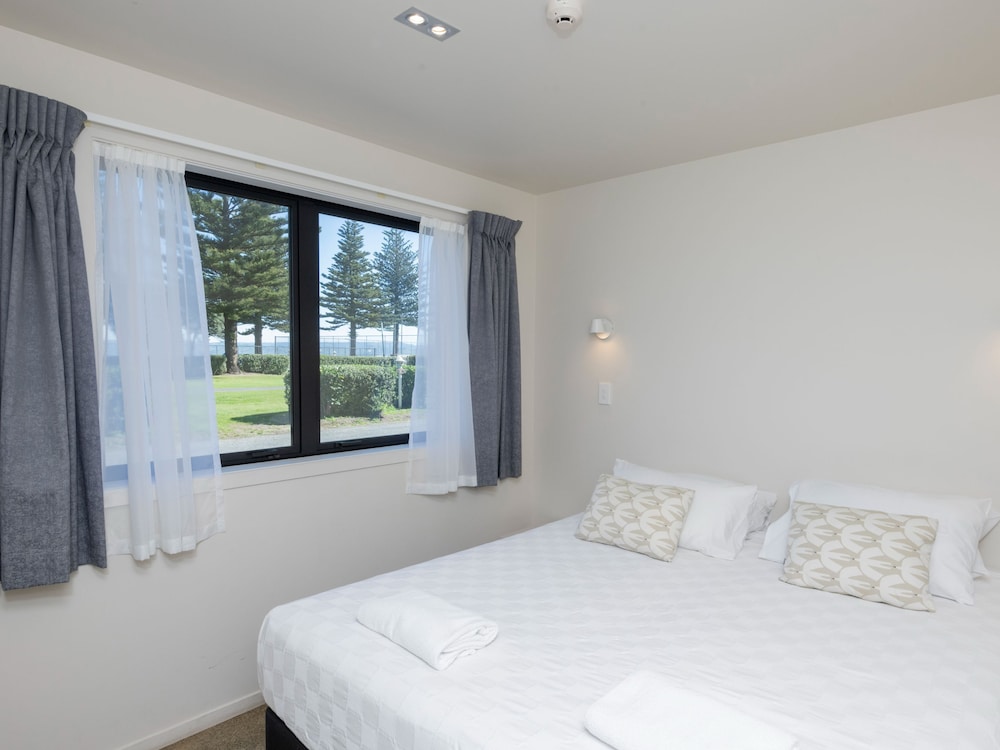 3 Bedrooms, Apartment, 3 King Beds, Single Bed, Ocean View