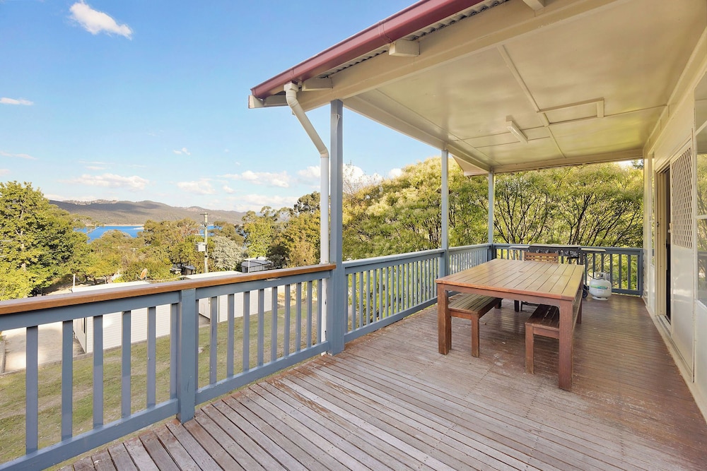 Reflections Holiday Parks Burrinjuck Waters 26/56