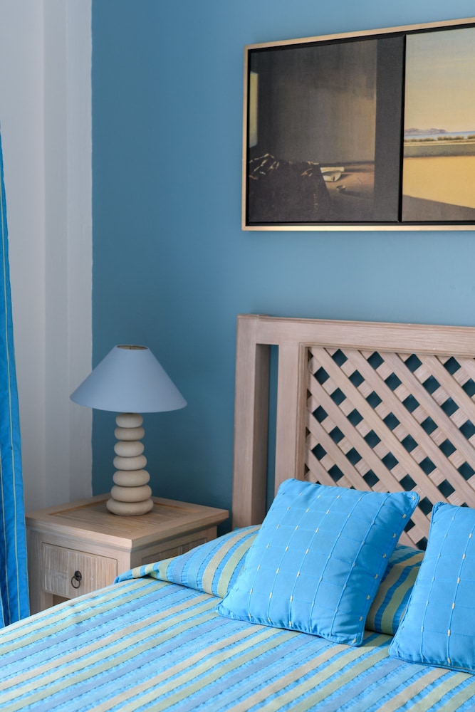 CLASSIC, DOUBLE BED, SEA VIEW