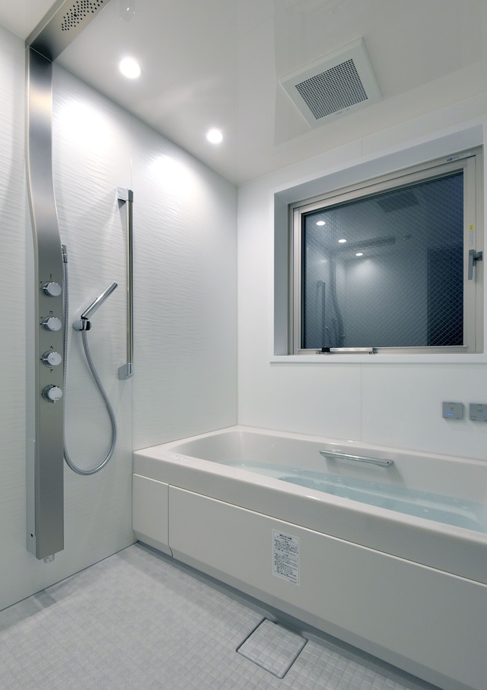 PRESIDENTIAL, MULTIPLE BEDROOMS, SUITE, HOT TUB