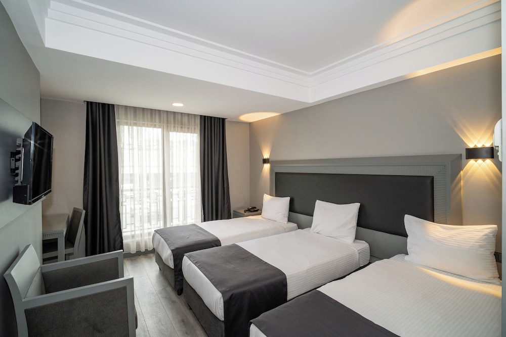Grand S Hotel 17/56