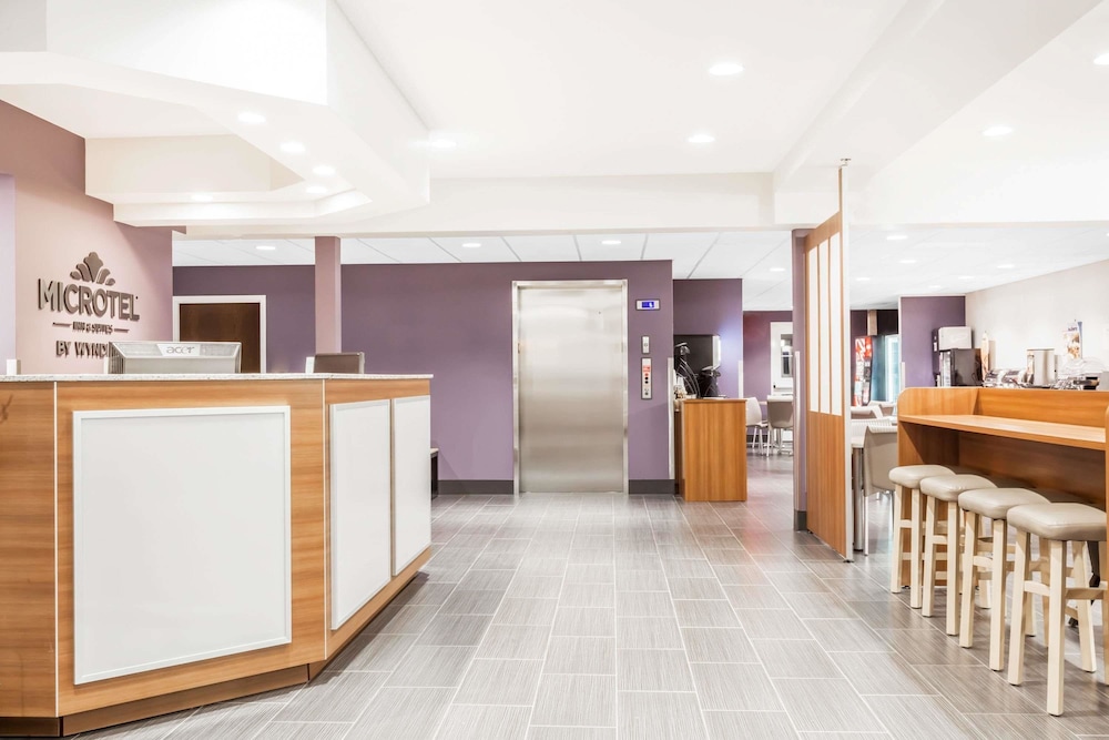 Microtel Inn & Suites By Wyndham Sault Ste. Marie 8/47