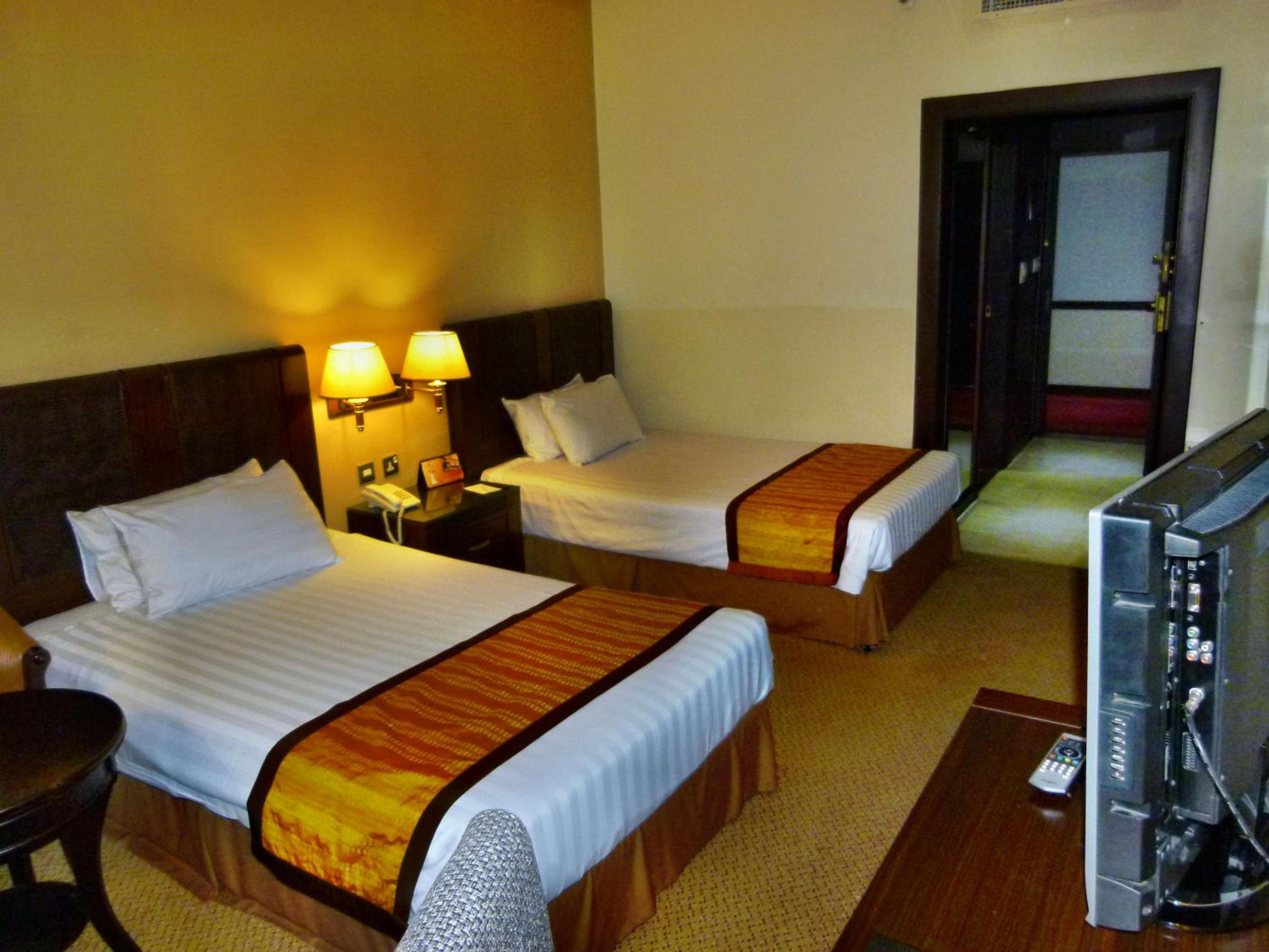 Knight Armour Hotel, Dubai