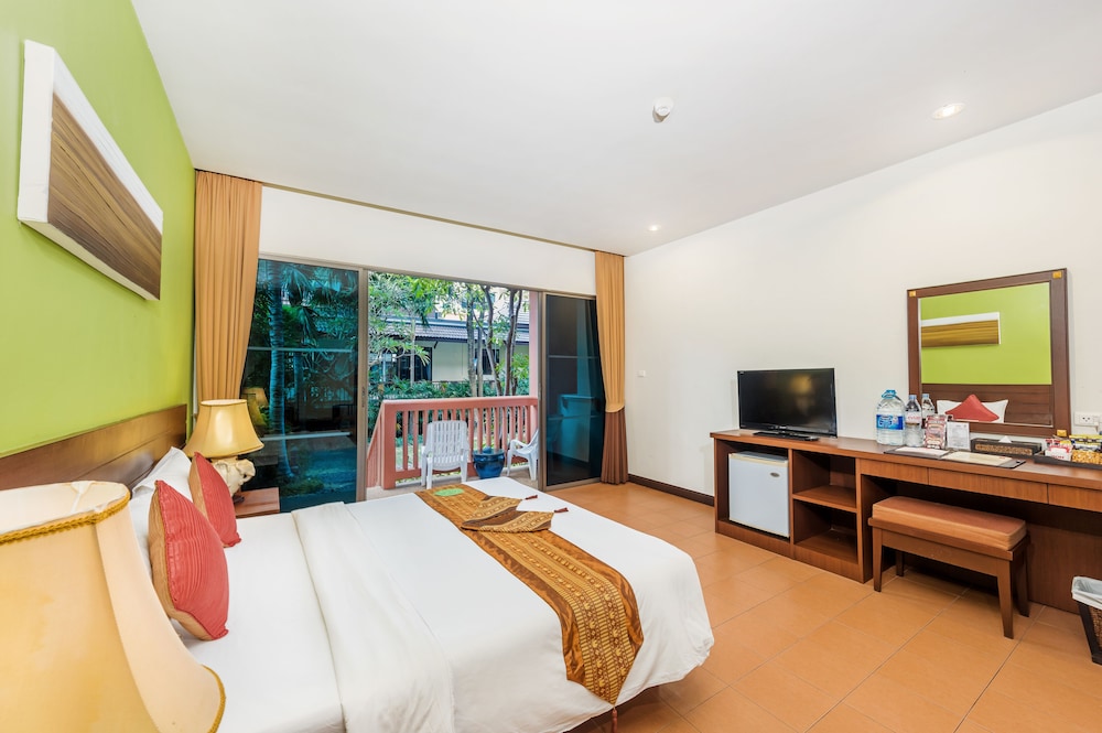 Kata Sea Breeze Resort 14/47
