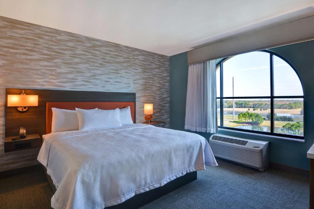 STUDIO, SUITE, KING BED, ACCESSIBLE
