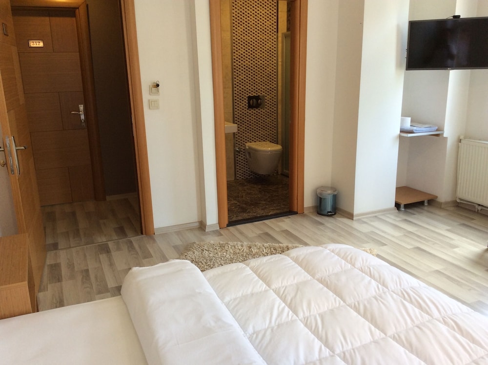 Hotel Yonca 34/52