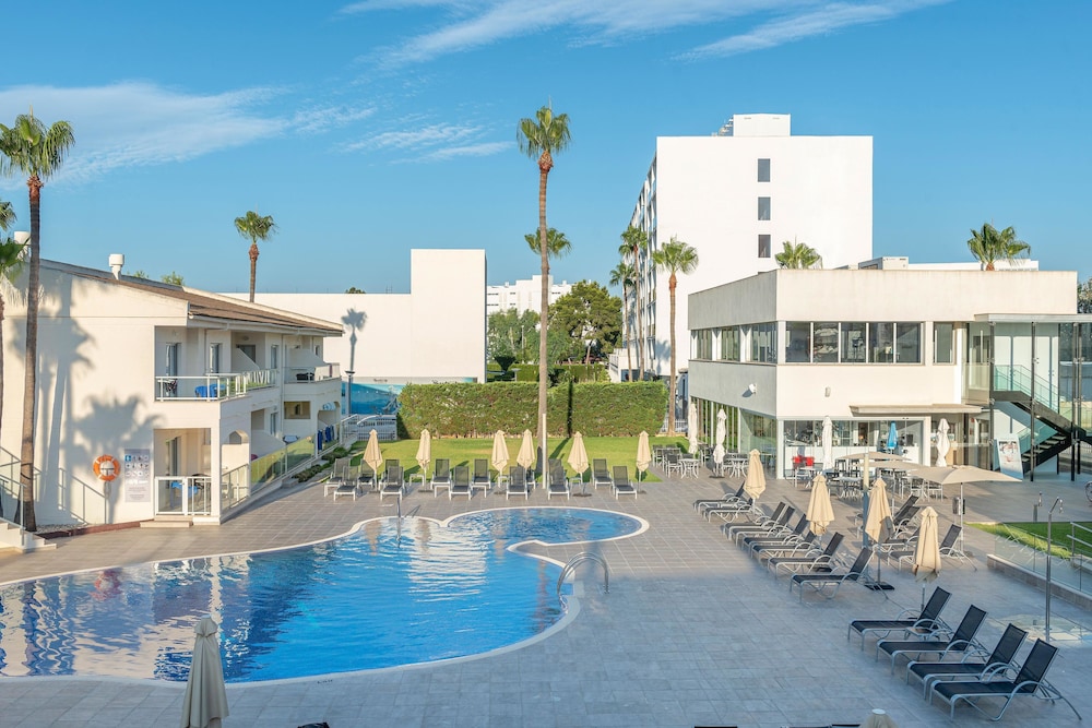 Trendhotel Alcudia 75/77