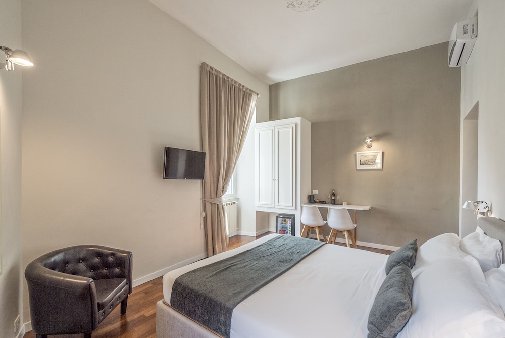 Little Queen Relais 20/48