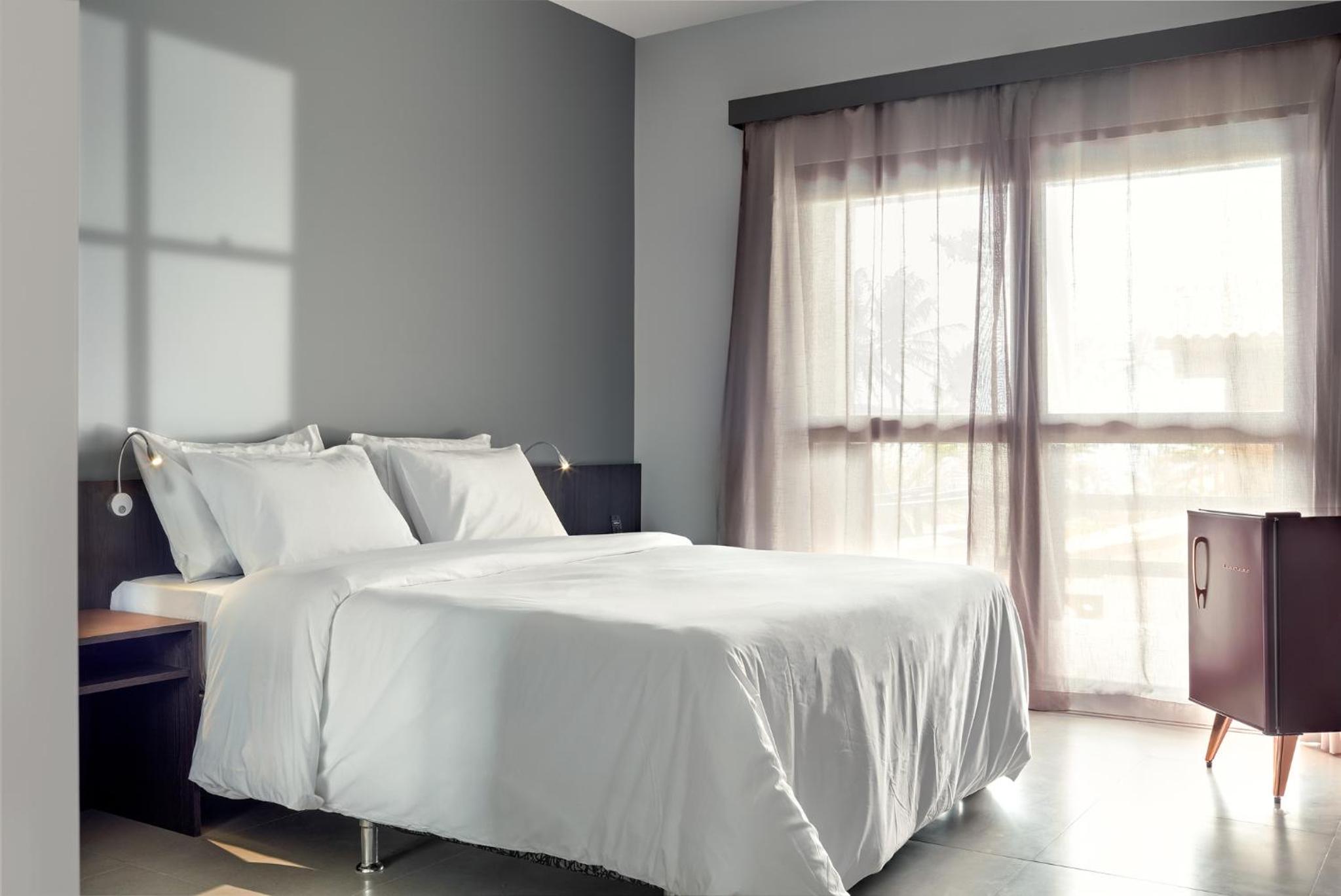 Rox by Essenza Hotel 10/21