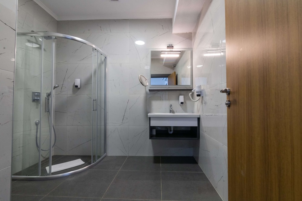 Fevzi Hoca Butik Hotel 46/47