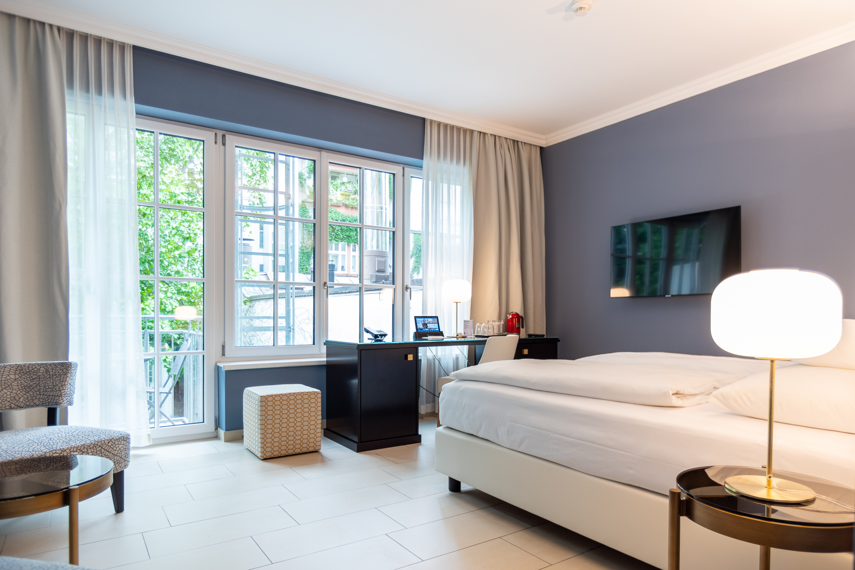 Garden Suite, Garden Side, Balcony