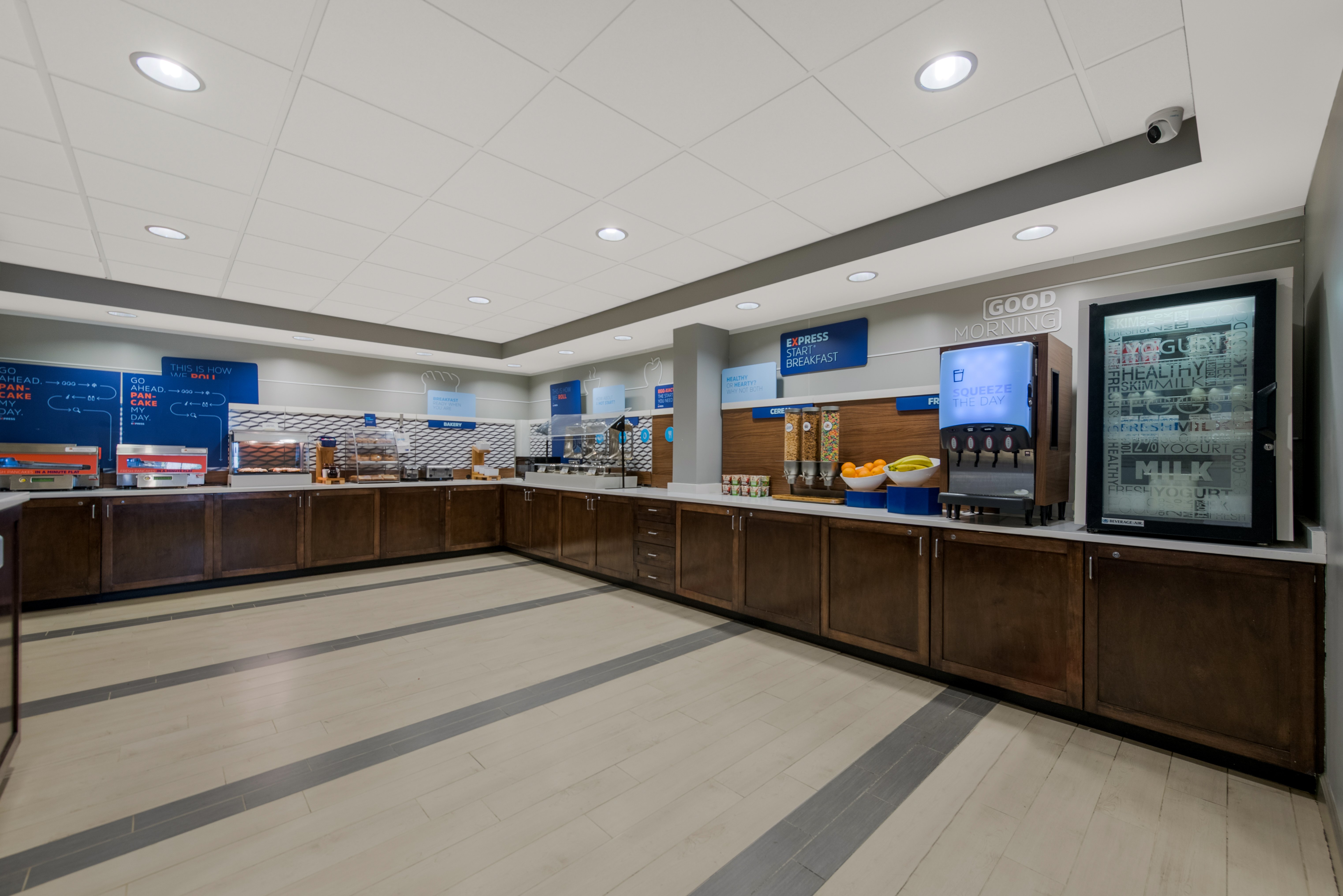 Holiday Inn Express Hampton Coliseum Central 10/80