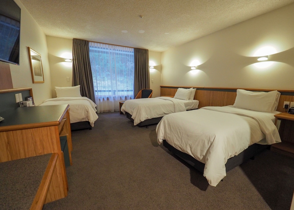 Swiss-Belresort and Villas Coronet Peak 27/65