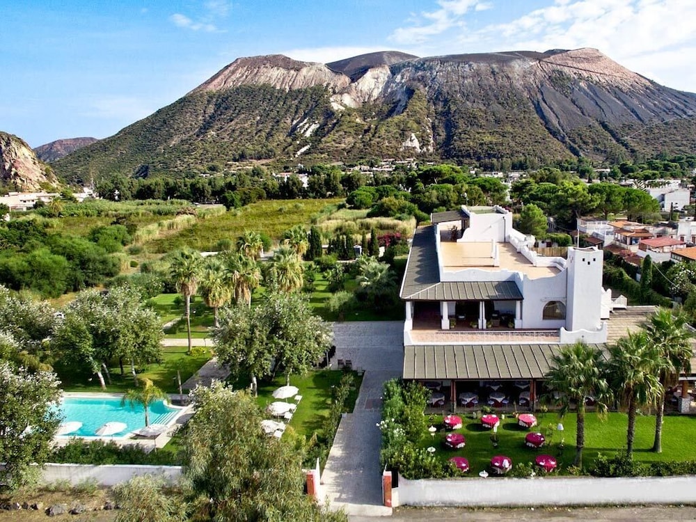 Garden Hotel Vulcano 66/72