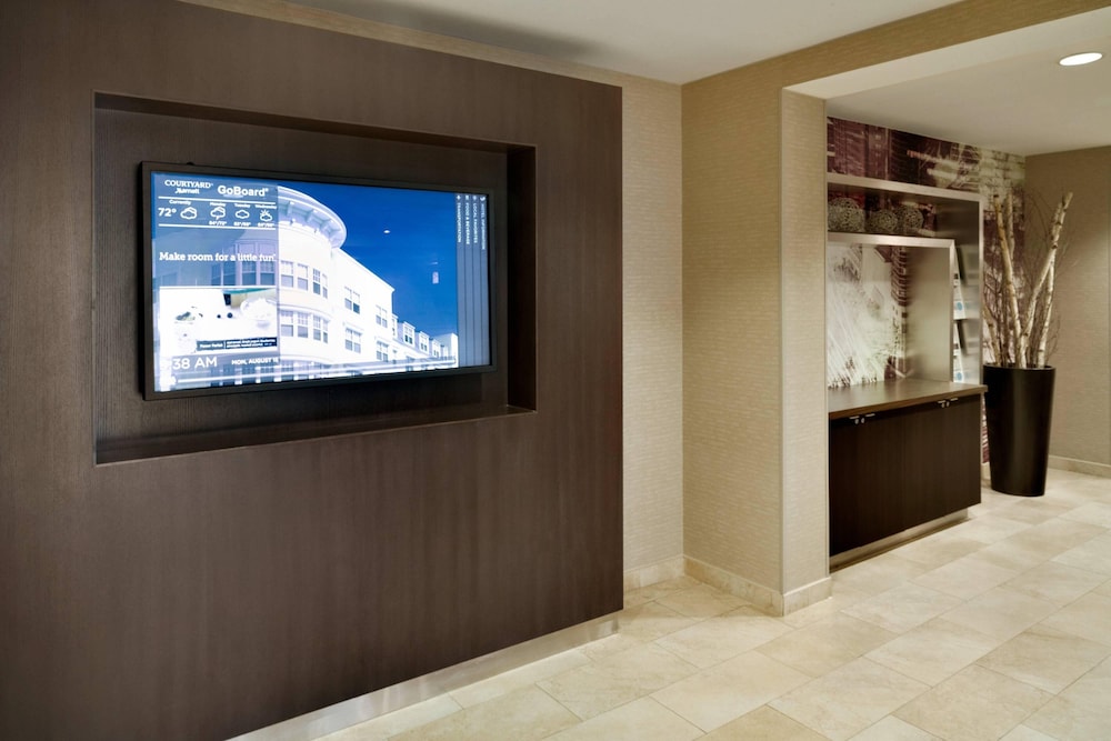 Courtyard by Marriott Dayton Beavercreek 12/61