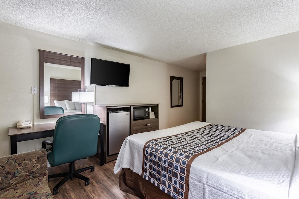 Rodeway Inn Farmingtonn, NM 13/41
