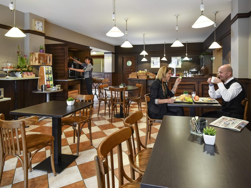 IBIS CHARLEROI CENTRE GARE 40/50