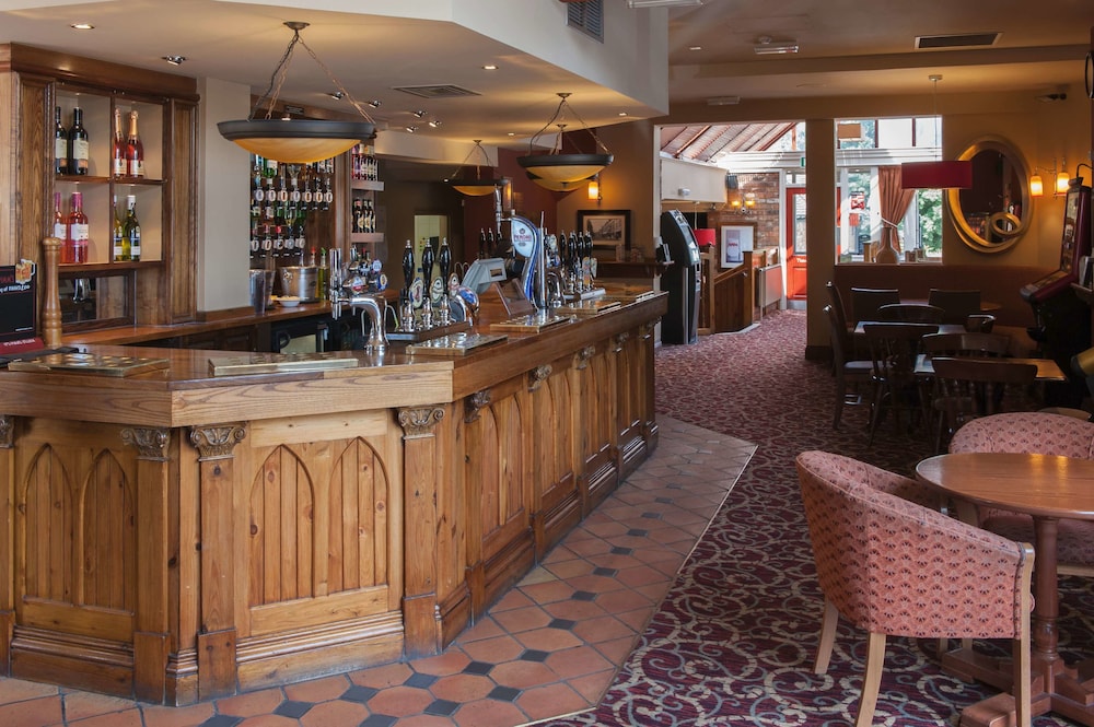 Meadow Farm by Marstons Inns 17/26