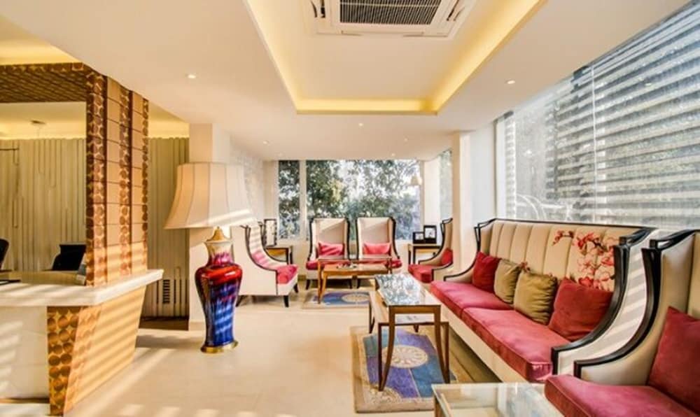 Fabhotel Hotel V Charbagh 20/26