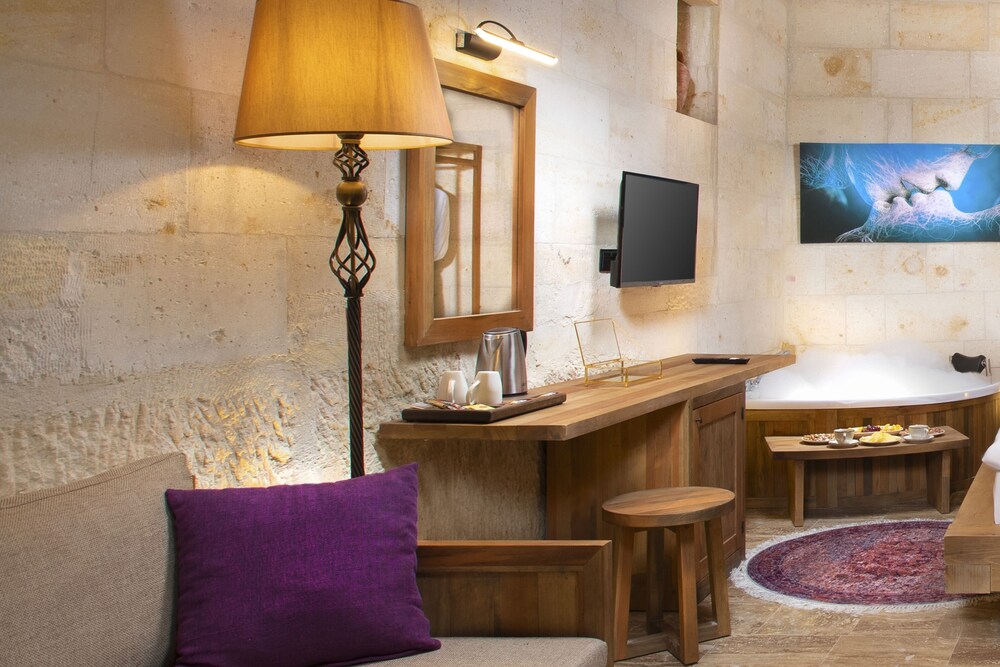 Ayazma Cave Hotel 32/50