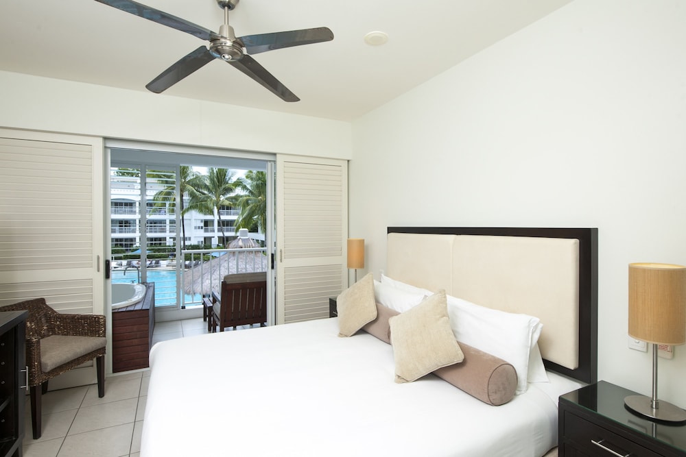 Peppers Beach Club & Spa Palm Cove 10/50