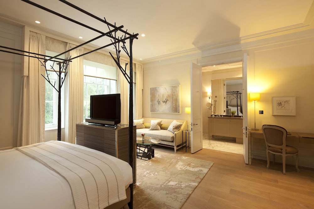 Coworth Park Dorchester Collection 57/77