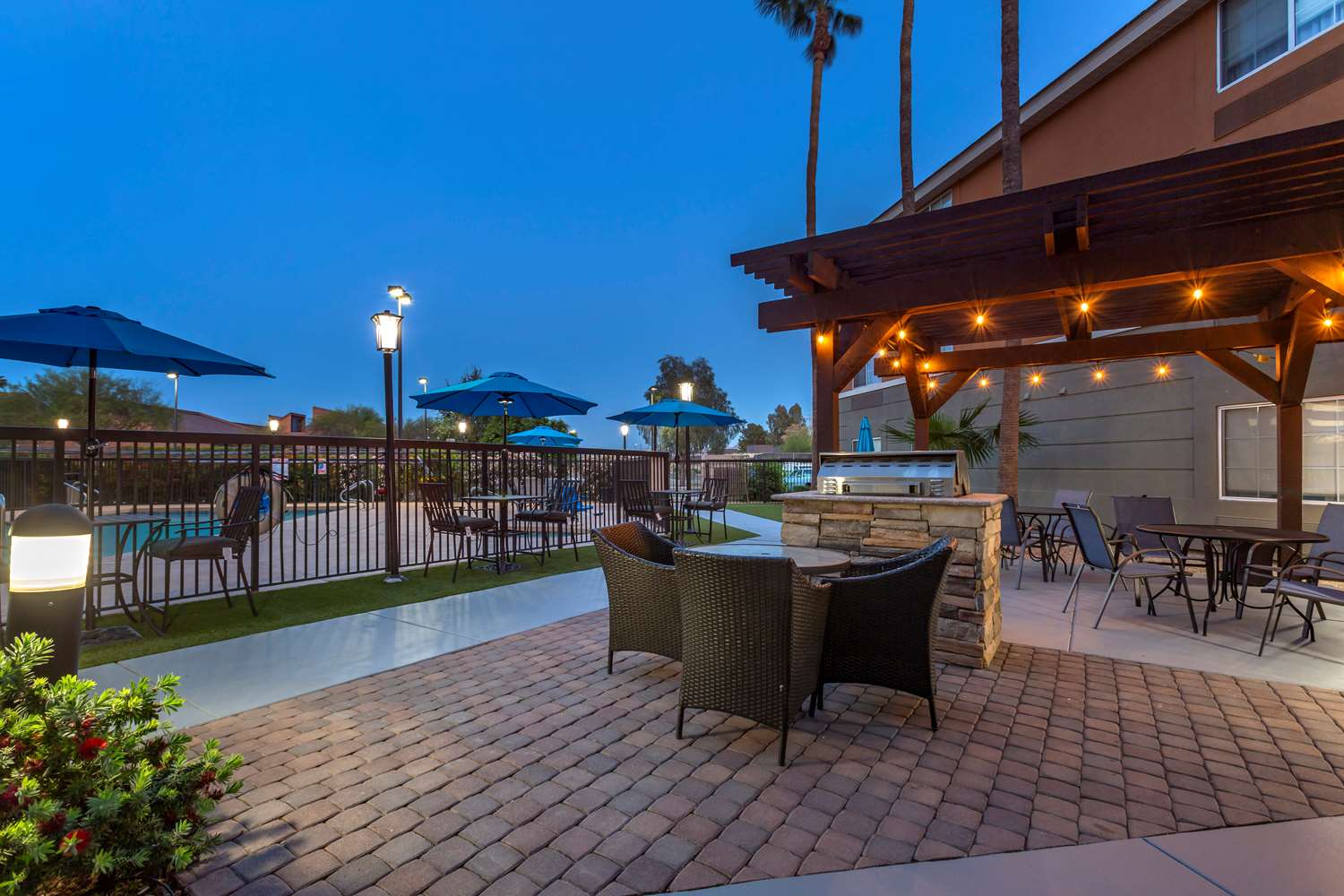 Best Western North Phoenix Hotel 75/76