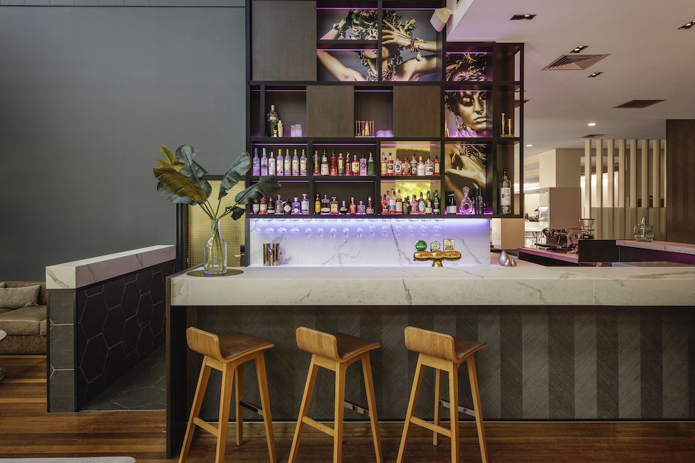 Amora Hotel Brisbane 48/60