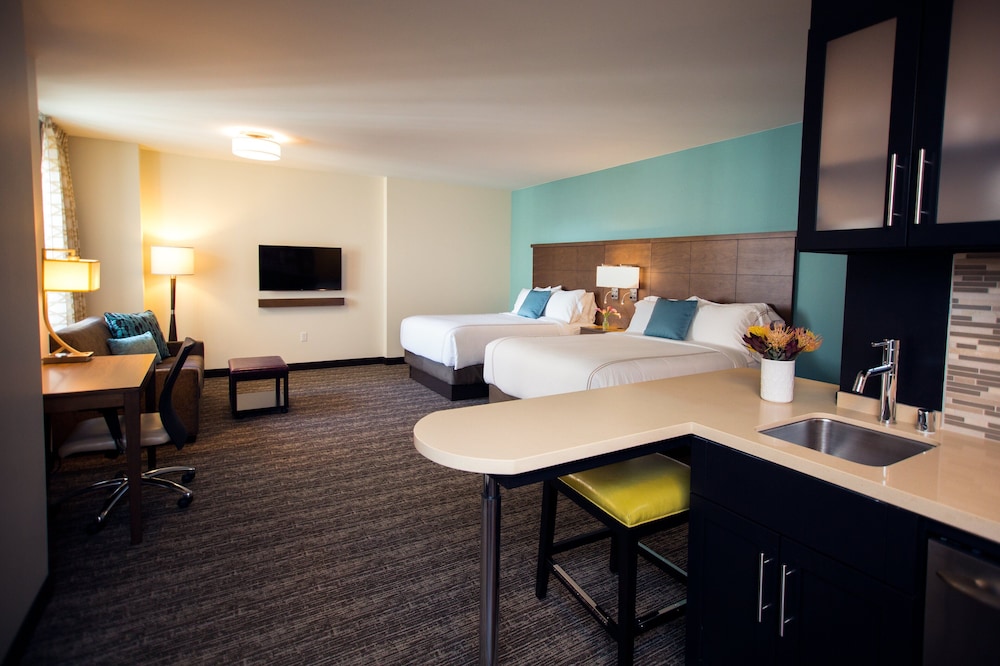 Staybridge Suites Seattle - South Lake Union 17/75