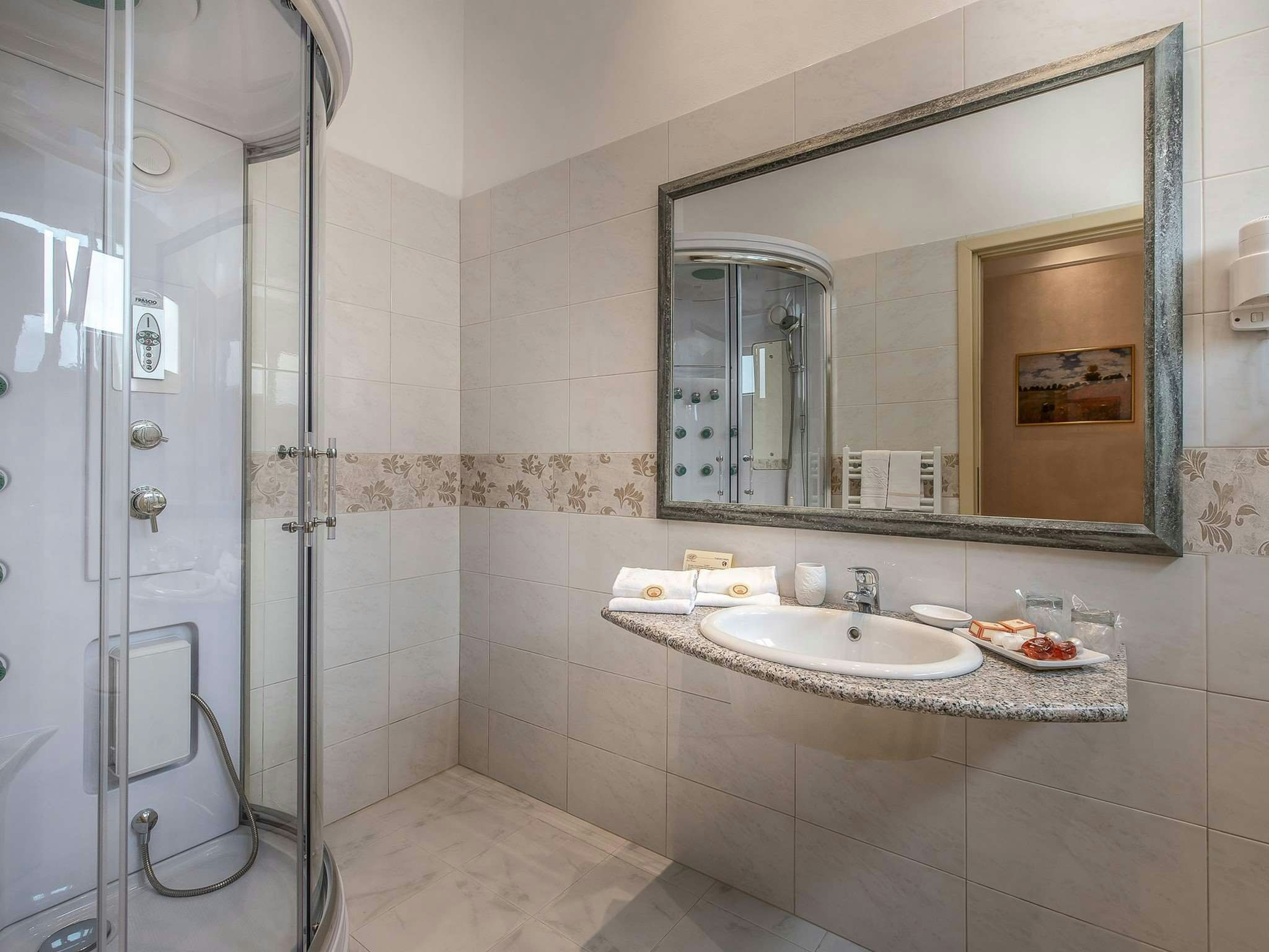 Hotel President Rimini 84/84