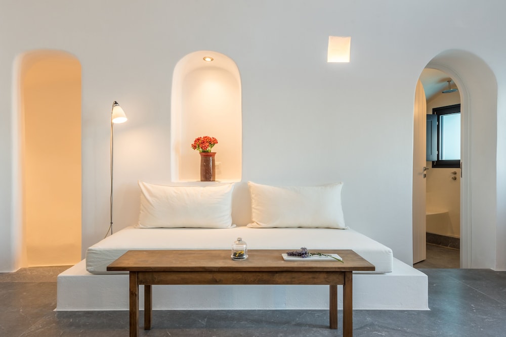 Chelidonia Luxury Suites - Adults Only 22/50