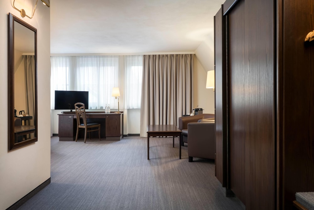 elaya hotel noerdlingen, Trademark by Wyndham 41/63