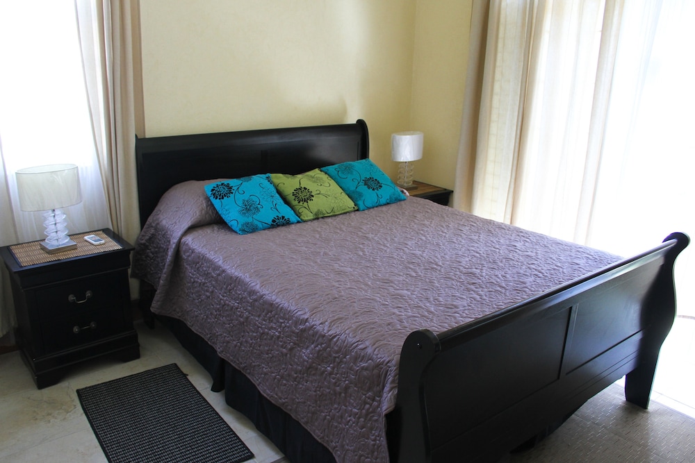 1 BEDROOM, APARTMENT, CITY VIEW, GROUND FLOOR