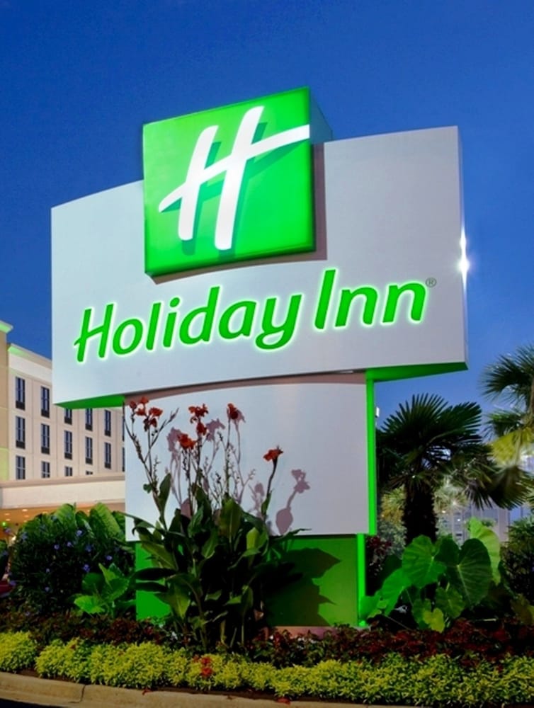 Holiday Inn Hotels And Suites Lafayette North 6/55