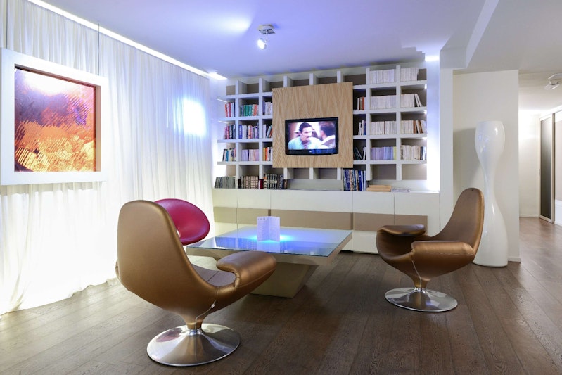 HOTEL PARIGI 2 37/48